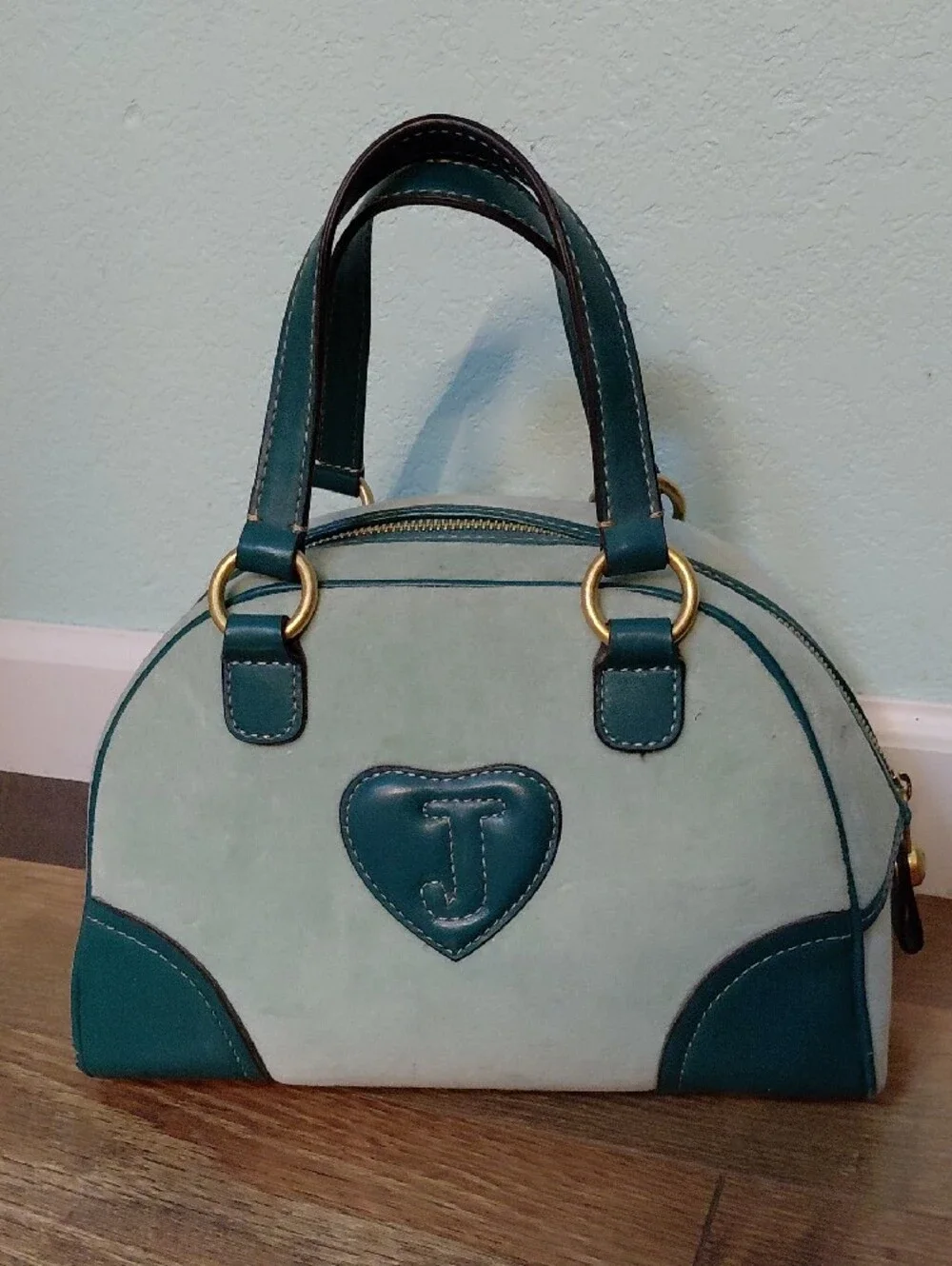RARE P&G ERA VINTAGE Y2K Juicy Couture Mint and Teal Bowler Bag w/Charm & Mirror